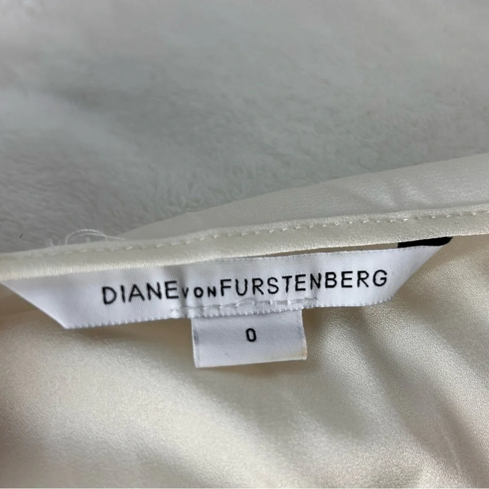 Diane Von Furstenberg‎ Creamy White Lingerie Chemise Size 0